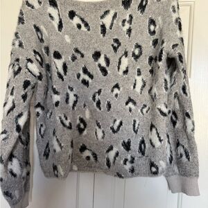Leopard Print Gray Sweater
